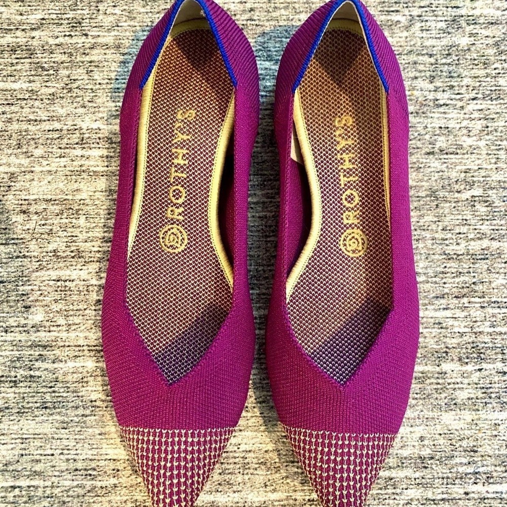 rothys mulberry captoe points (retired, rare) size 9